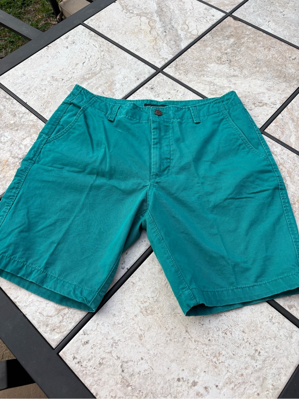 Aeropostale Teal/Green Flat Front Men’s Shorts